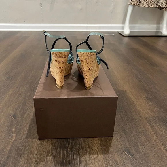 Authentic luxury LOUIS VUITTON wages - Picture 8 of 8